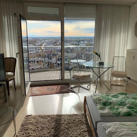 Appartment Im Hotelturm Аугсбург Экстерьер фото