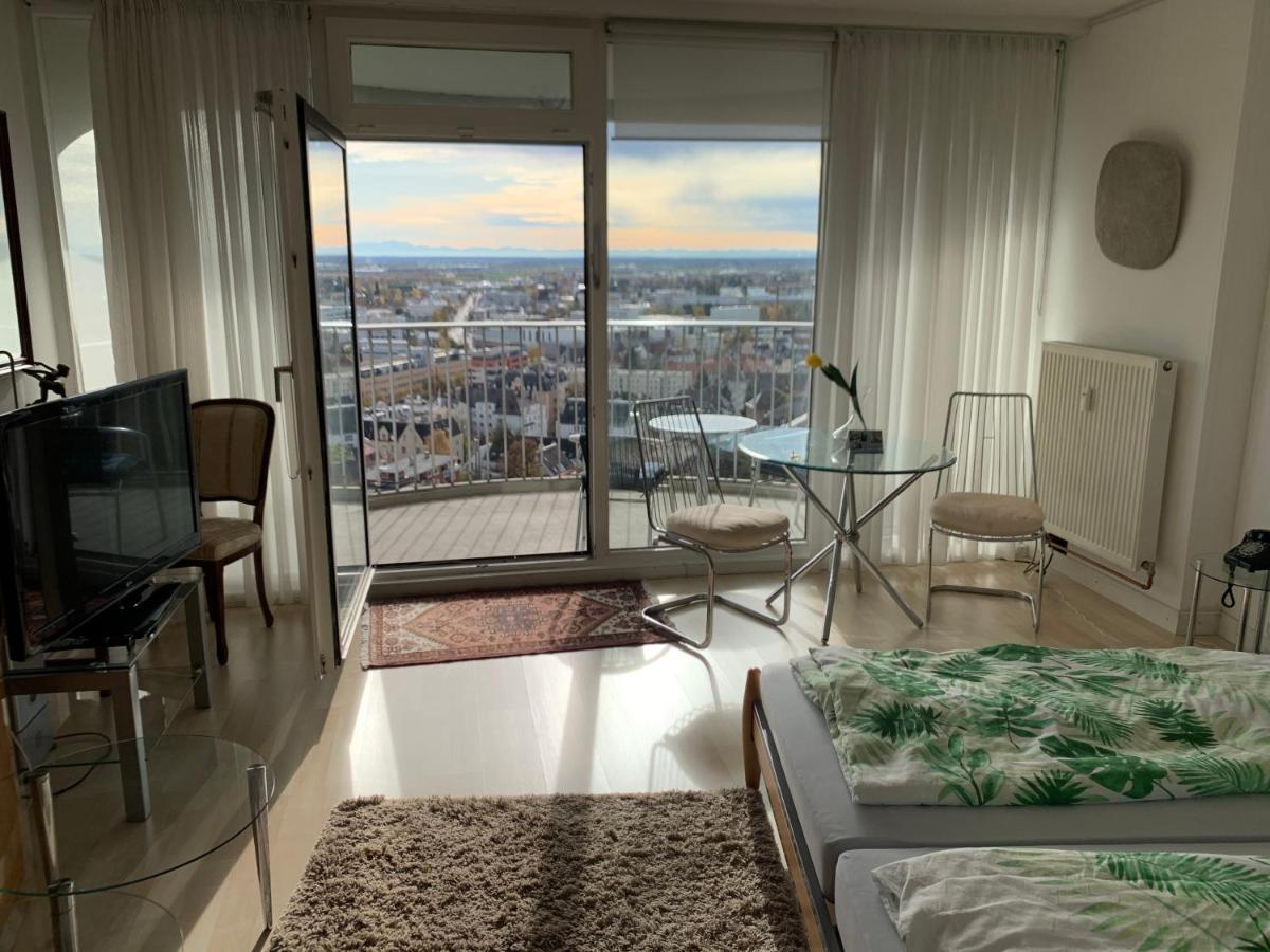 Appartment Im Hotelturm Аугсбург Экстерьер фото