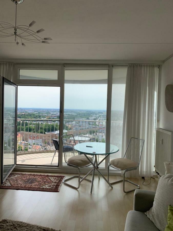 Appartment Im Hotelturm Аугсбург Экстерьер фото
