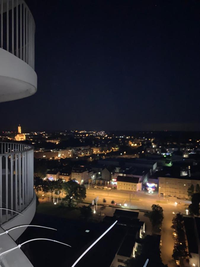 Appartment Im Hotelturm Аугсбург Экстерьер фото